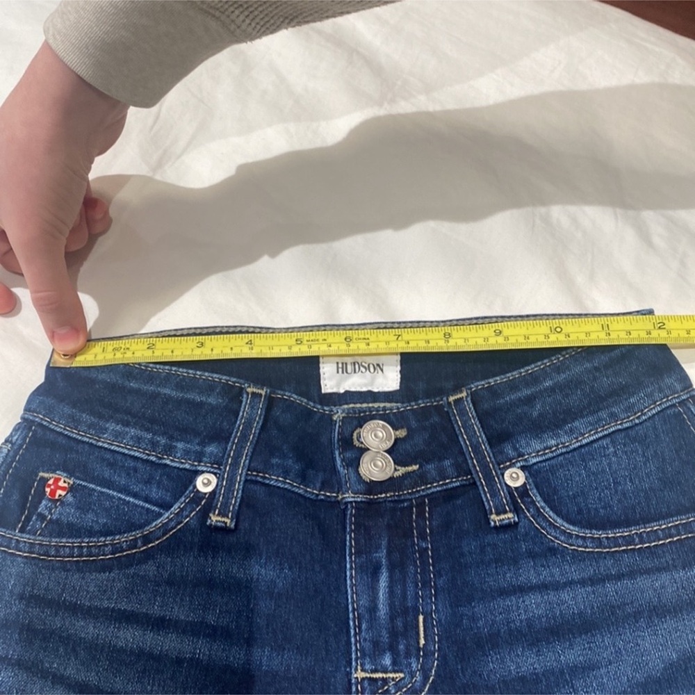 Hudson Ruby Mid Thigh Jean Shorts Womens NWT. - Picture 10 of 10